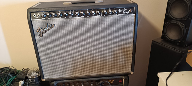 Fender Twin Amp. Evil Twin