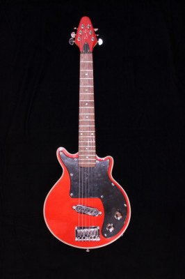 Brian May Guitars Mini May