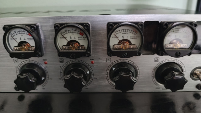 Behringer T1953