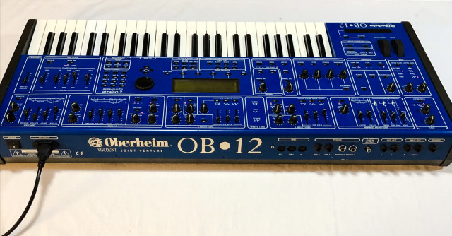 Sintetizador Teclado Oberheim OB-12