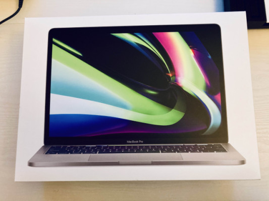 MacBook Pro 13” (2020 )M1 Chip 256 SSD 8 GB RAM