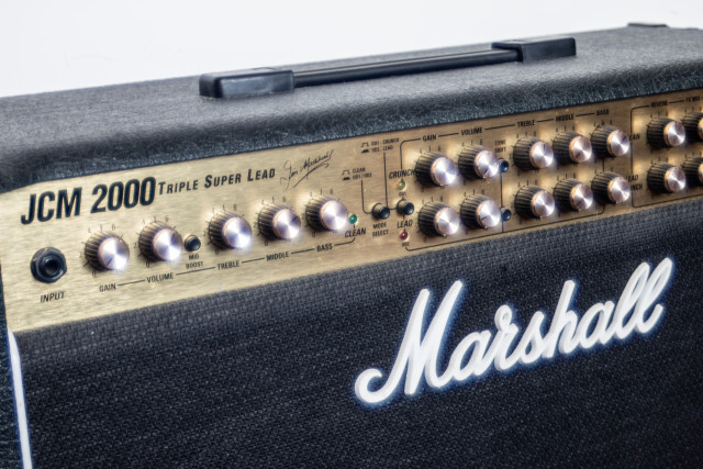 Amplificador Guitarra "Marshall JCM 2000 TSL"