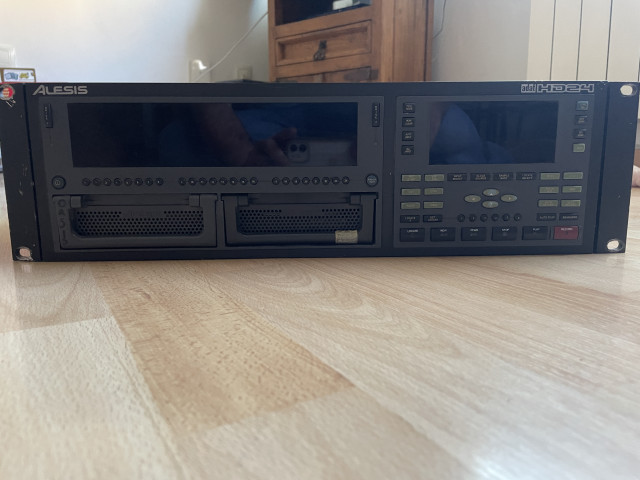 Alesis HD24 Grabador