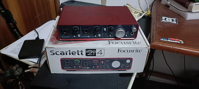 Focusrite Scarlett 2i4