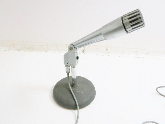 Microfono Vintage Midland 22-211 Japan años 70,con cable y expositor