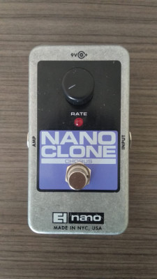( O cambio) NANO CLONE  electro-harmonix