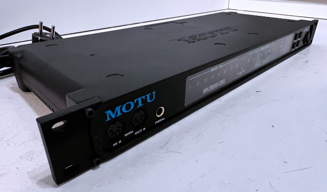 MOTU Midi Express XT USB