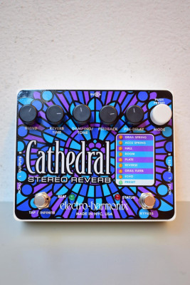 Reverb EHX Cathedral.