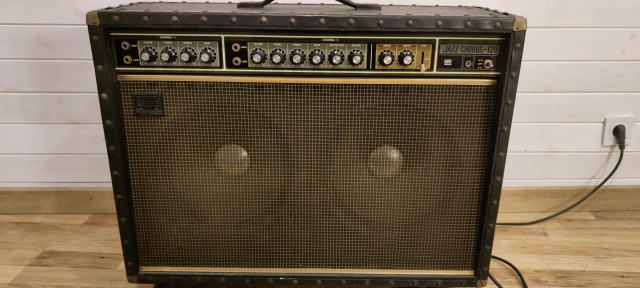 Roland Jazz Chorus JC-120 2x12