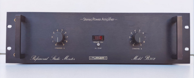 Amplificador Turner B302 Vintage