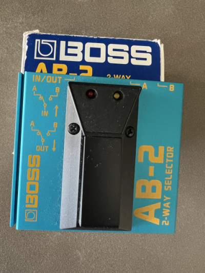 Boss AB-2 (Selector 2 vías)
