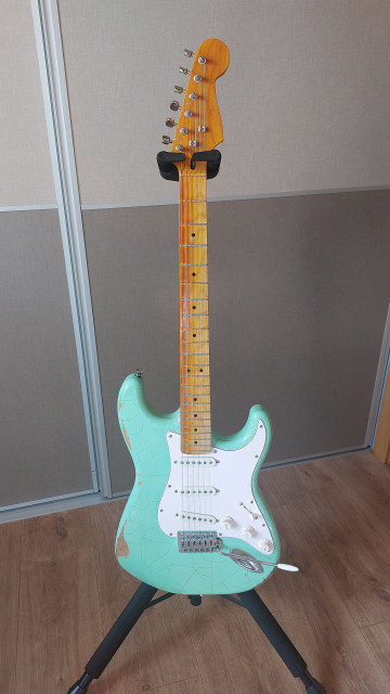 Guitarra Stratocaster Premium Partcaster Relic