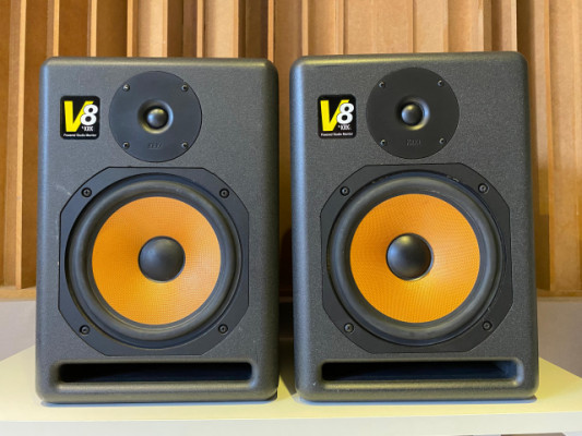 KRK V8 Series 1