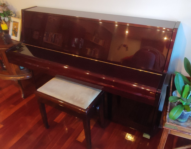 Piano Conzelmann impecable