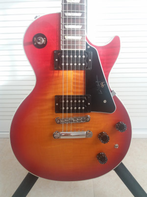 Gibson Les Paul Signature - 2014, Heritage Cherry Sunburst