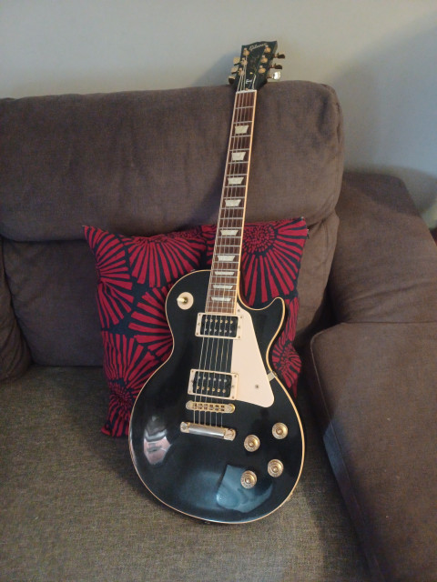 Gibson signature T