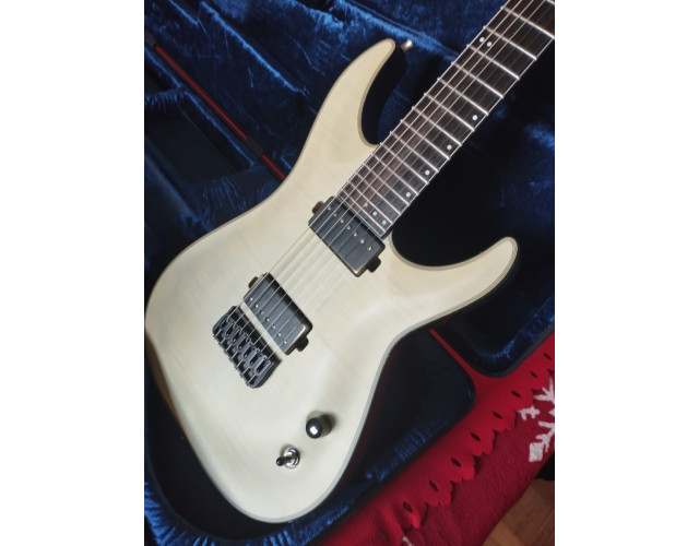 Guitarra eléctrica Schecter de 7 cuerda modelo KM 7. MK 1. Keith Merrow