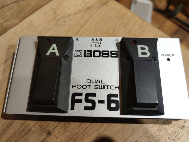 BOSS FS-6 dual foot switch