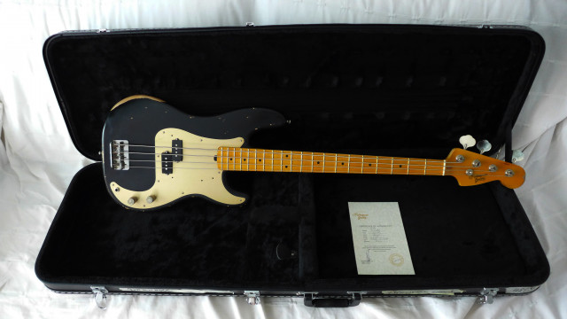 Precision Bass Rittenhouse USA  Relic Black