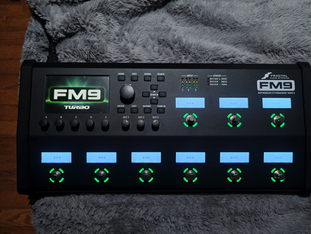 Fractal Audio FM9 Mark II Turbo + Cabs packs & IRs extra