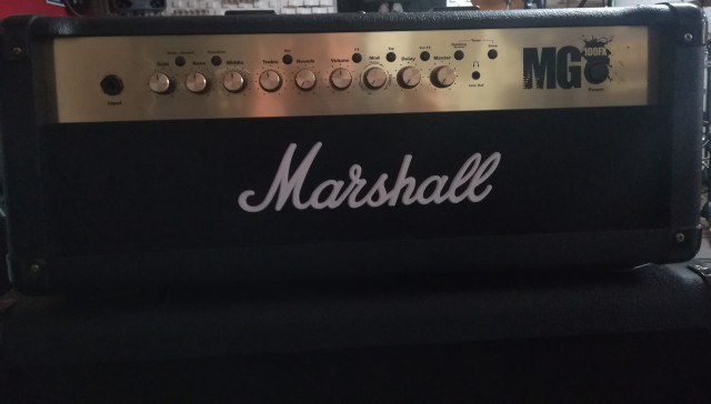 Marshall MG 100 FX+ Pantalla 4x12
