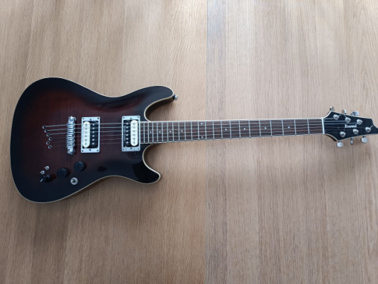 Guitarra Ibanez SZR520