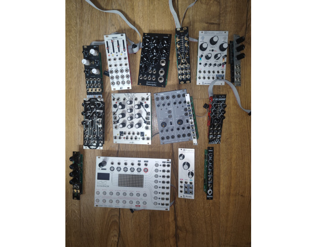 Módulos eurorack (últimos, muy rebajados)