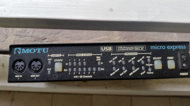 Interface MIDI -USB Motu Micro express