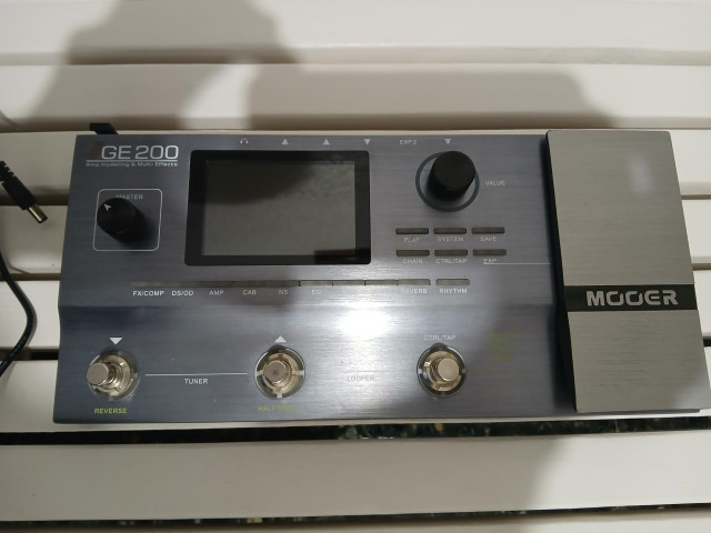 Mooer GE200