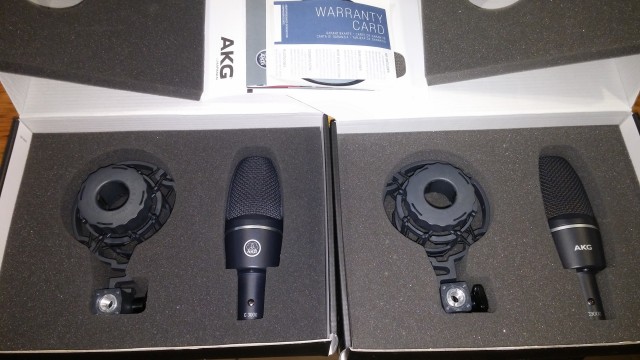 Vendo dos microfonos Akg c3000 (VENDIDOS)