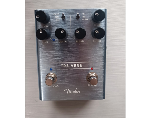 Fender Tre-Verb Reverb y Trémolo