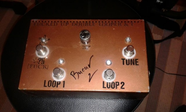 Pedal true bypass con 2 loops, salida de afinación y TSe