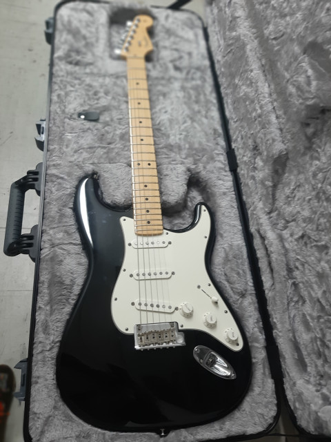 fender stratocaster USA