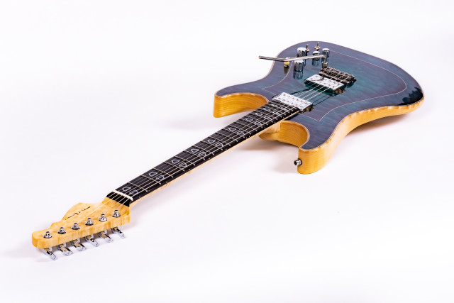 OFERTA BLACK FRIDAY HASTA EL 31/11 !! Moreno Superstrat Deep Blue