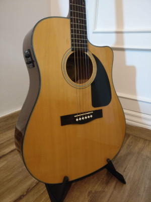 Guitarra Electroacústica Fender CD-60CE