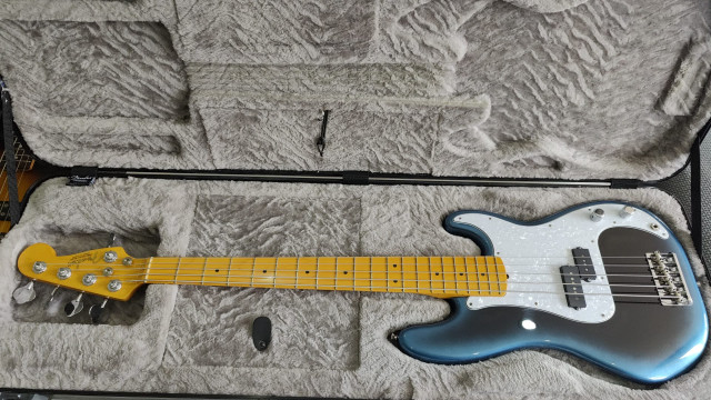 Fender AM Pro II P Bass V MN DK NIT