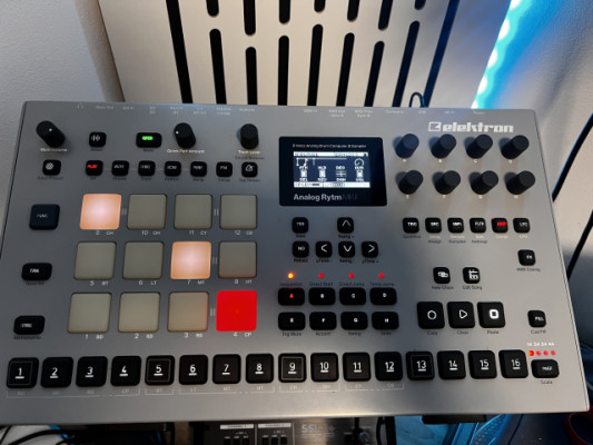 Elektron Analog Rytm mkII + powerbank Krisdonia