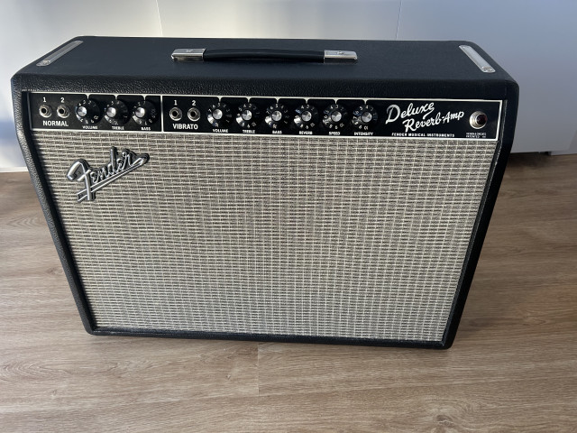 Fender 65 deluxe reverb