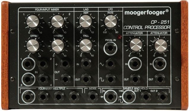 Vendo: Moog CP251