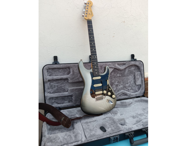 Fender American Pro II Strat HSS MERC