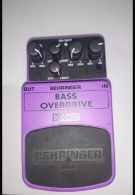 Pedal Bass overdrive Behringer