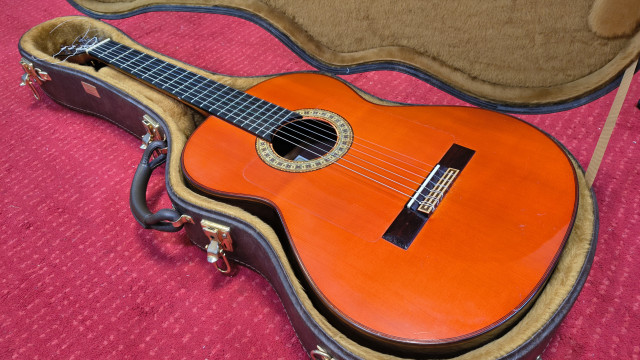 Miguel Nieto / Antonio Sanchis – guitarra clásica artesanal española