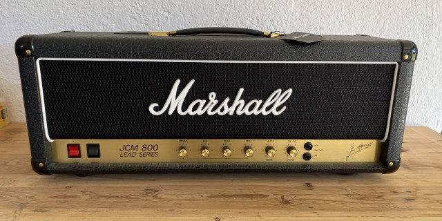 Marshall JCM800 2203 re-issue