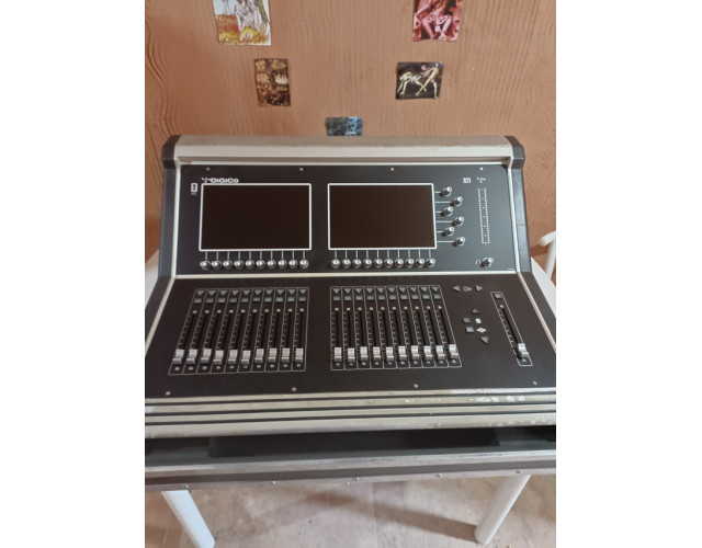 Digico S21 con tarjetas DMI MADI RJ45; DMI-DAC