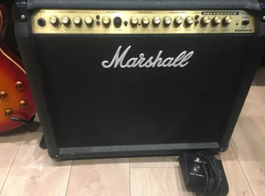Amplificador guitarra Masrshall Valvestate VS100