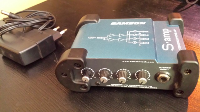 Amplificador y distribuidor de auriculares x4 Samson S-Amp