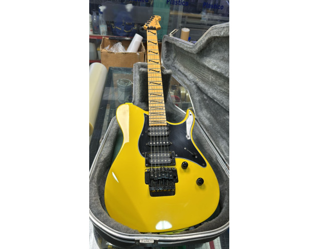 Yamaha Pacifica 1221