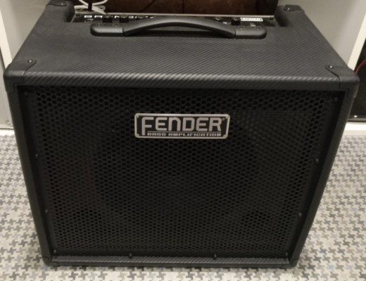 Vendo amplificador de bajo Fender Bronco 40