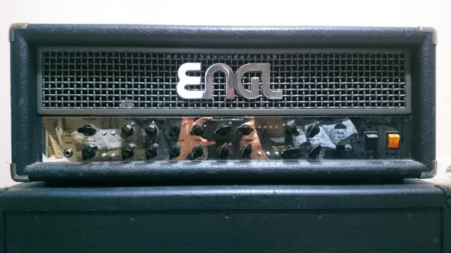 ENGL POWERBALL 1 + Controladora ENGL Z-15 (MIDI)
