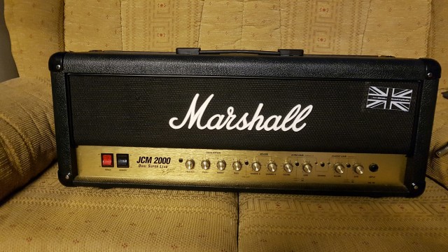 Ampli Marshall JCM 2000 DSL 100W + Pantalla Marshall A 200W